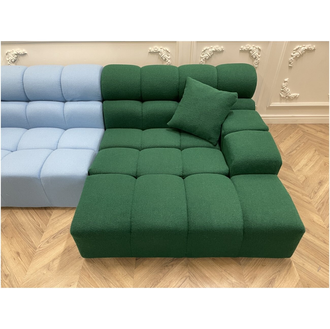 Диван модульный трехместный правый голубой, зеленый Tufty-Time Sofa - изображение 4