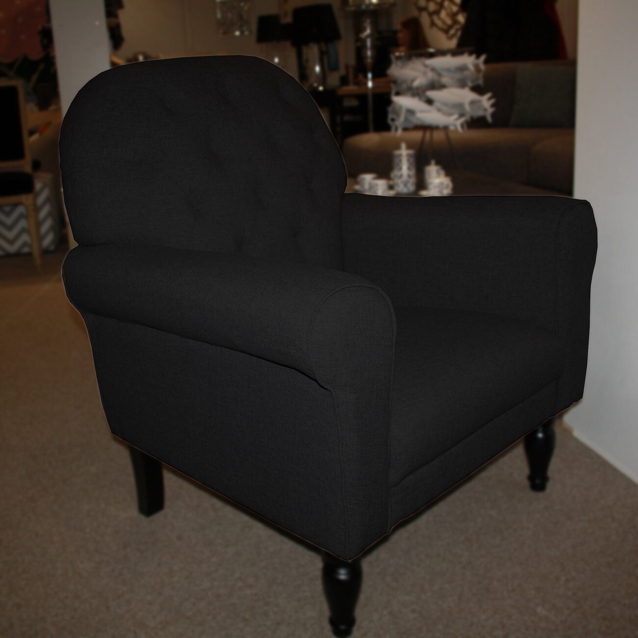 Кресло черное с фигурными ножками Walter Scott - изображение 3