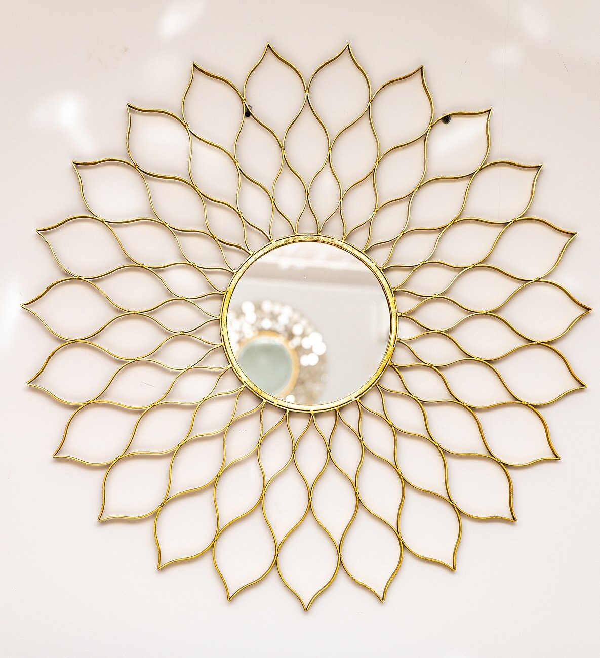 Зеркало-солнце золотое диаметр 80 см Frei - изображение 3