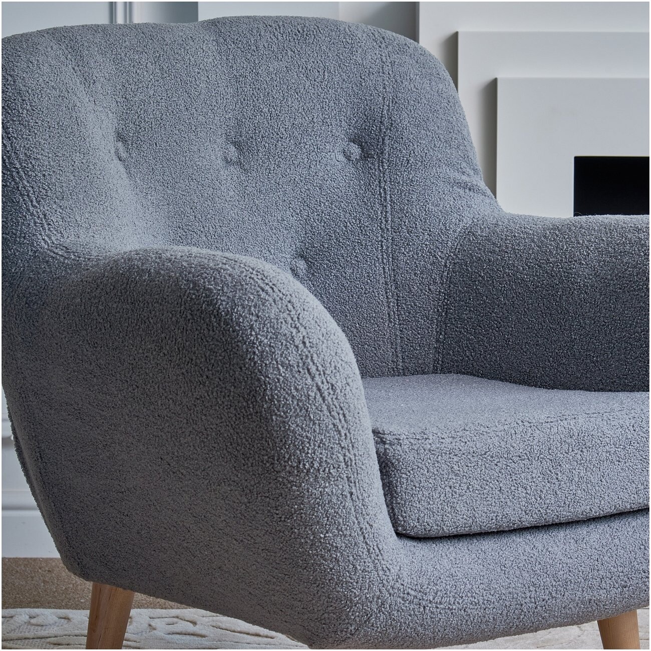 Кресло с мягкими подлокотниками меховое "Релакс", серо-голубое - изображение 5