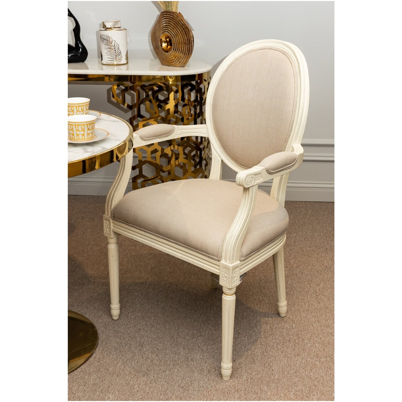 Кресло с молочными деревянными подлокотниками кремовый лен Vintage French Round - изображение 5