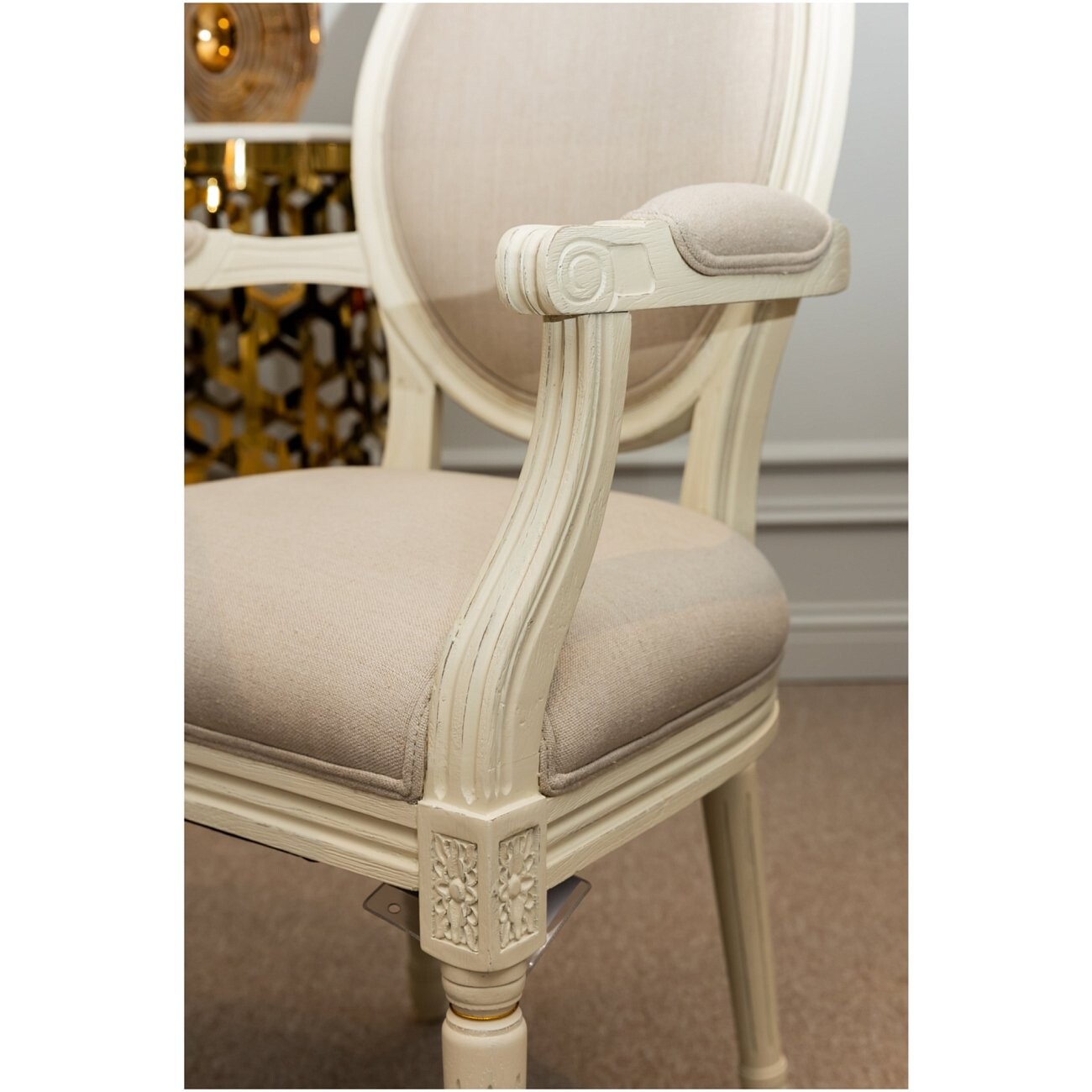 Кресло с молочными деревянными подлокотниками кремовый лен Vintage French Round - изображение 8