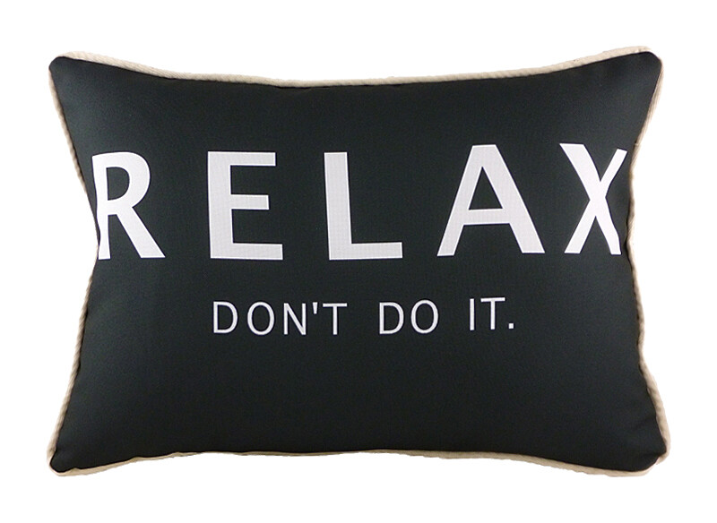 Подушка с надписью Relax