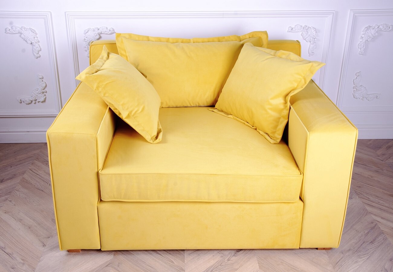 Кресло с мягкими подлокотниками желтое Katina - изображение 3