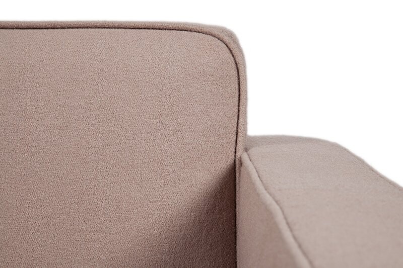 Кресло с мягкими подлокотниками бежевое George - изображение 2