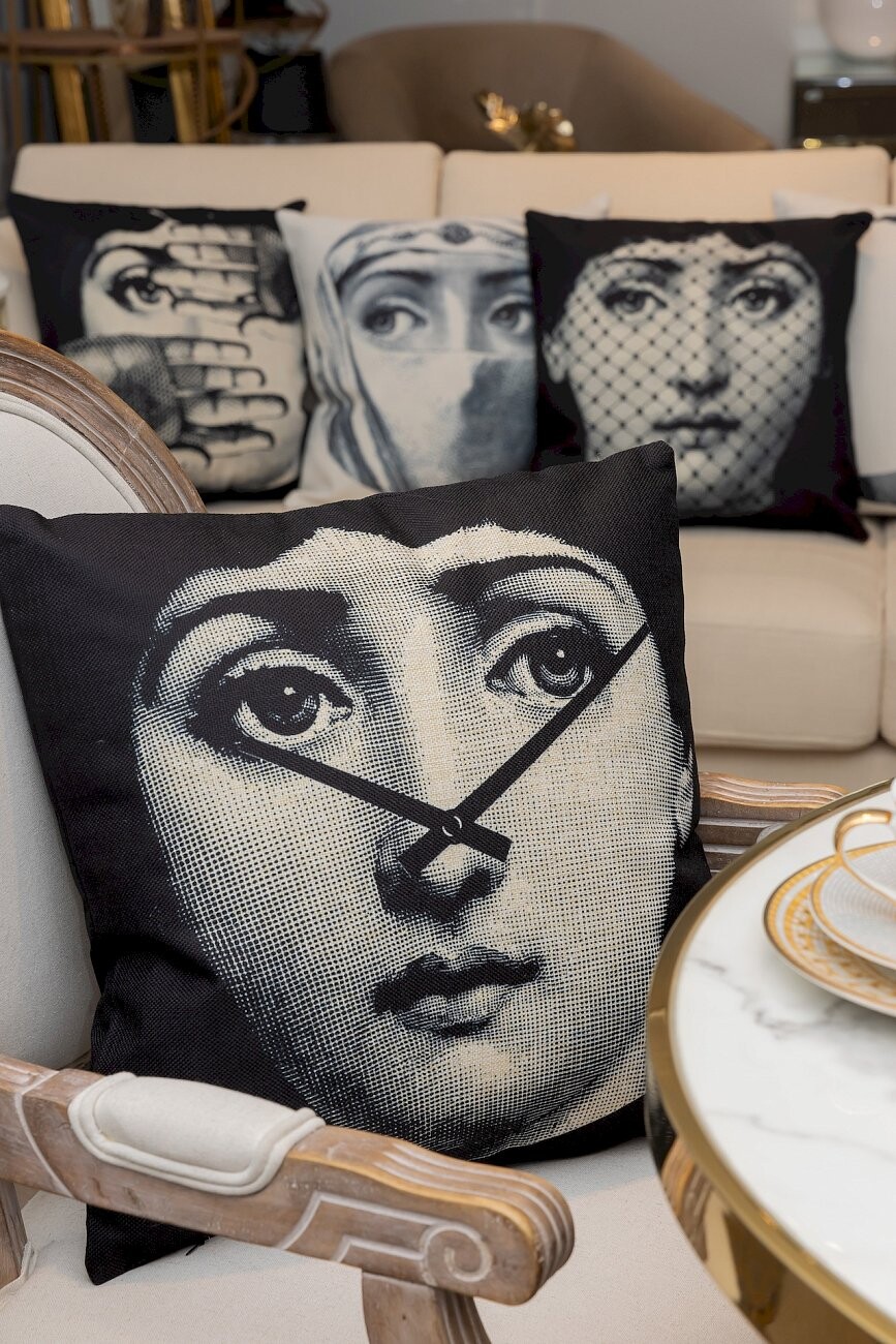 Подушка с портретом Лины Пьеро Форназетти Traditions - изображение 4