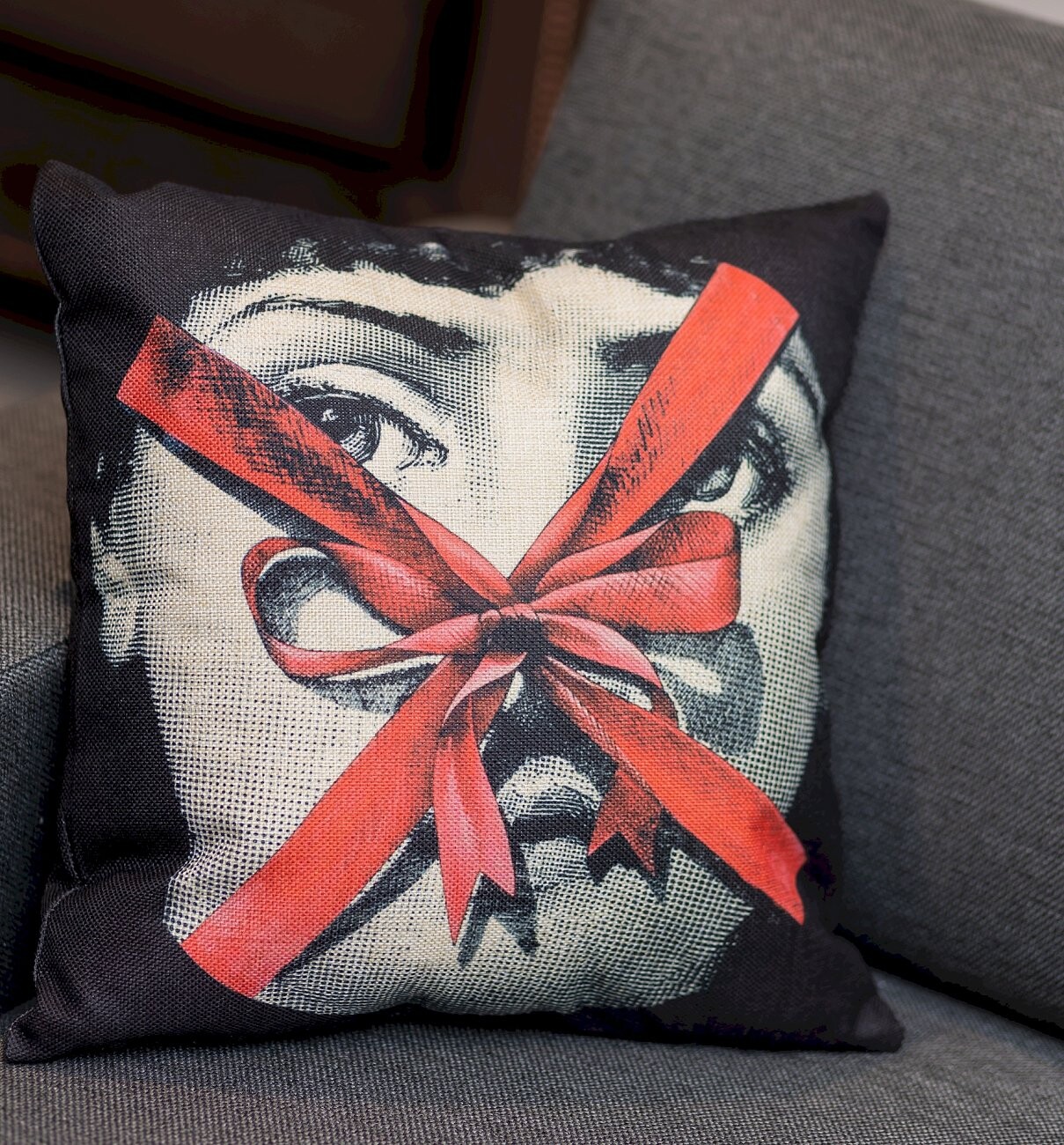 Подушка с портретом Лины Пьеро Форназетти Gift - изображение 5