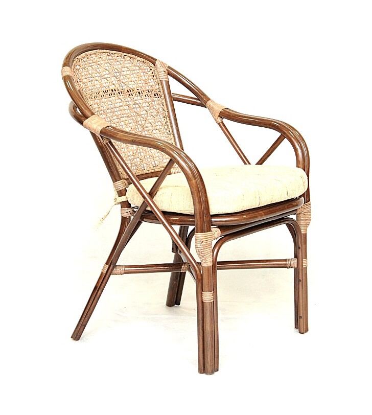 Кресло из ротанга бежево-коричневое Simple Way