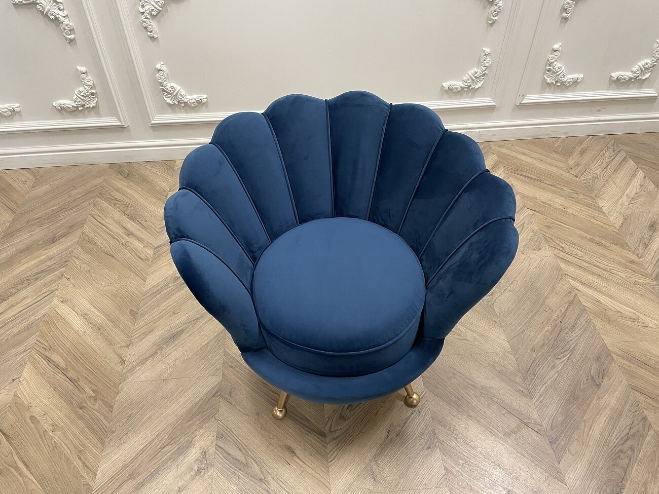 Кресло с мягкими подлокотниками синее Trapezium - изображение 4