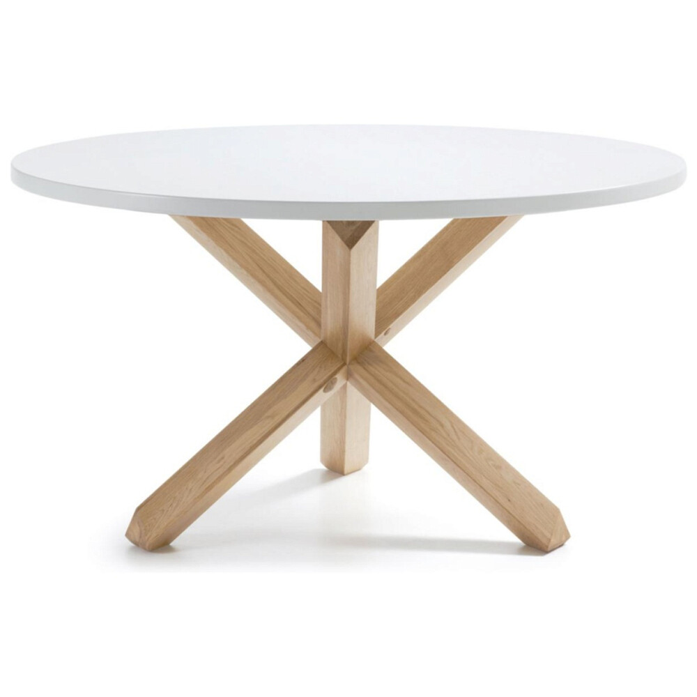 круглый белый стол на деревянных ножках