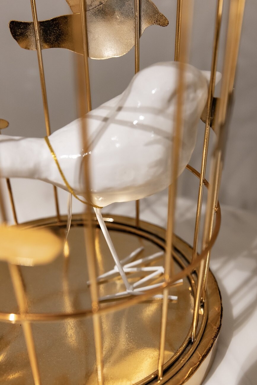 Статуэтка декоративная 18х15 см белая "Птичка" - изображение 2