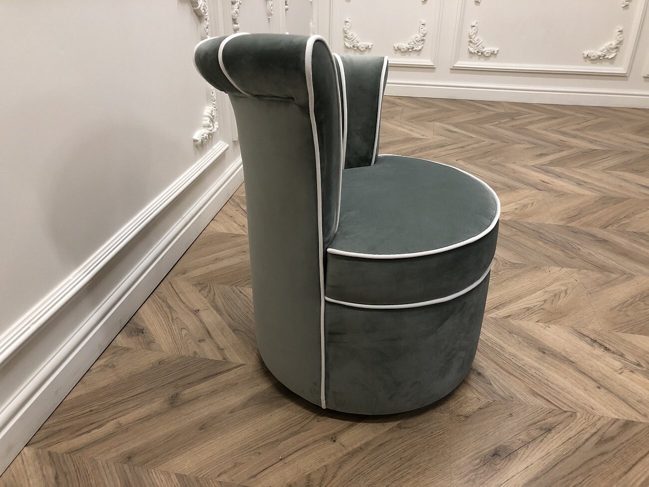 Кресло с мягкими подлокотниками серое Shell - изображение 7