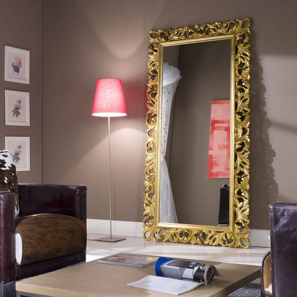 Видеть большое зеркало. Зеркало в багете. Зеркало в багетной раме. Зеркало в багете в интерьере. Зеркало интерьерное в раме.
