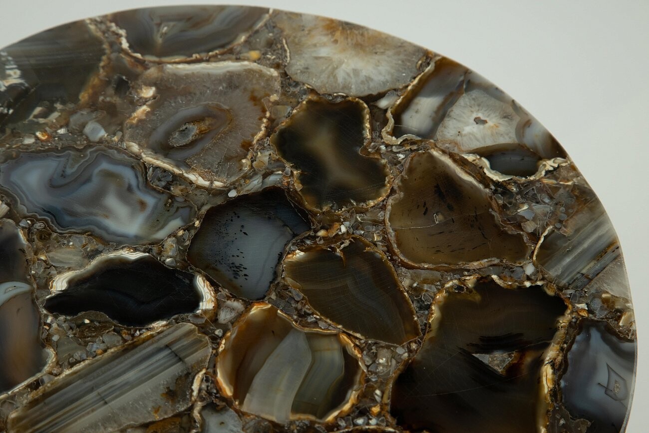 Приставной столик круглый из агата 30 см Amina черный - изображение 5