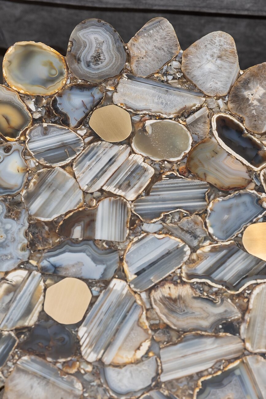 Чайный столик круглый из черного агата 48 см Estina - изображение 10