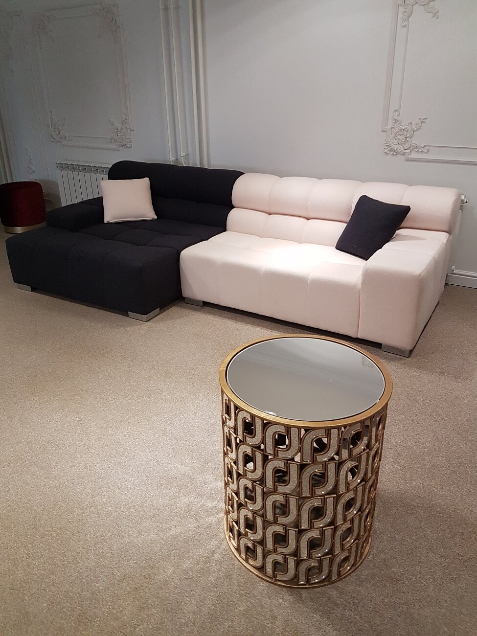 Диван Tufty-Time Sofa угловой серый с белым - изображение 3