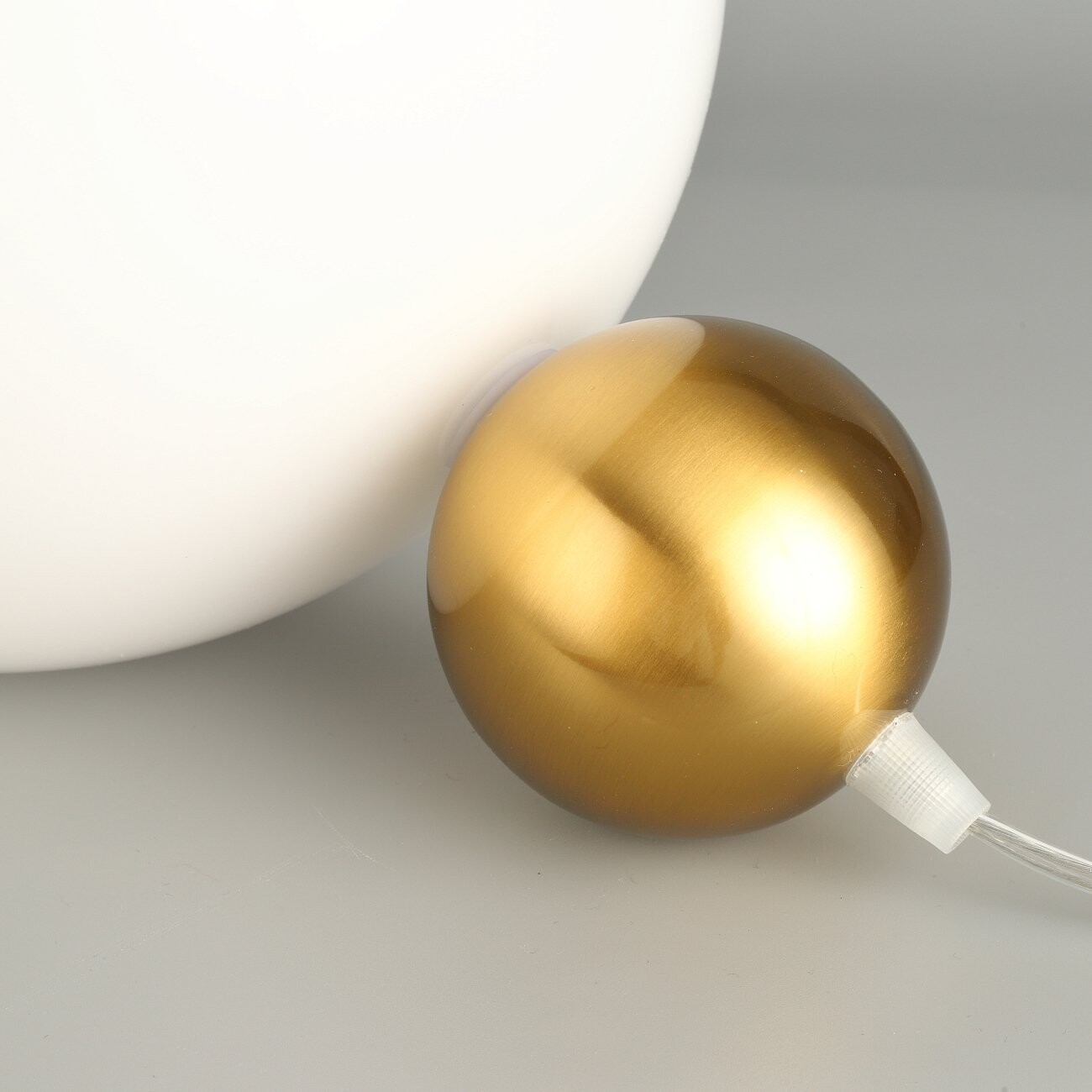 Лампа настольная светодиодная "Белый шар" - изображение 5