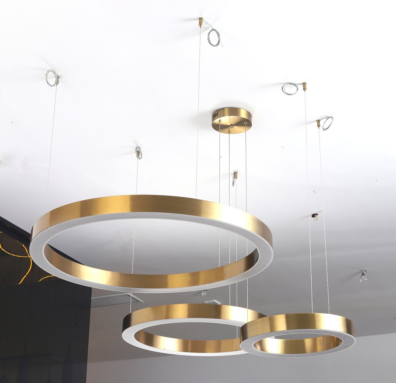 Подвесной светильник светодиодный "Кольцо" 80 см фиксация А - изображение 5