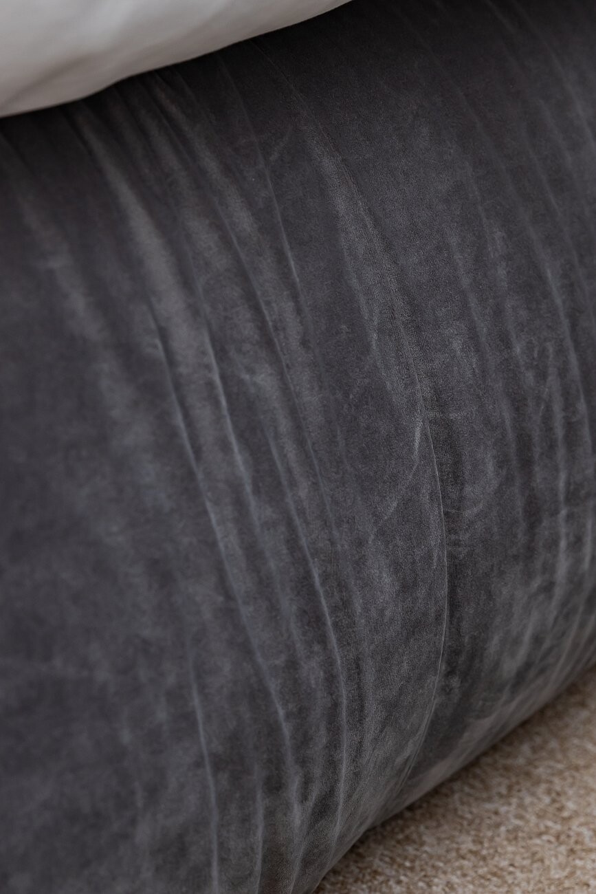 Кровать евро с мягким изголовьем 200х200 серая Mobili - изображение 4