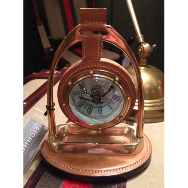 Часы Bailey Equestrian от Eichholtz Латунь