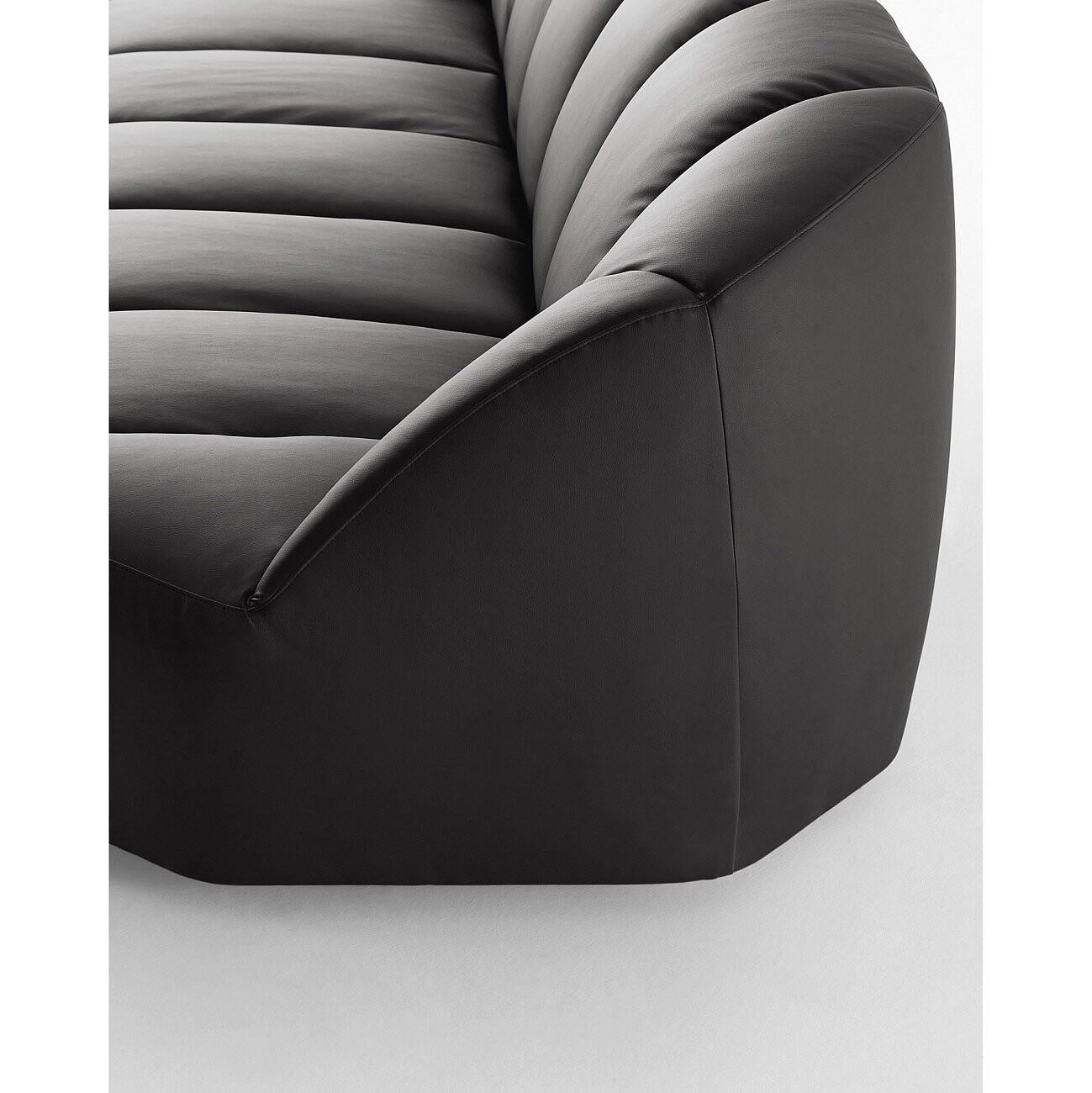 Диван Nujy четырехместный прямой черный - изображение 4