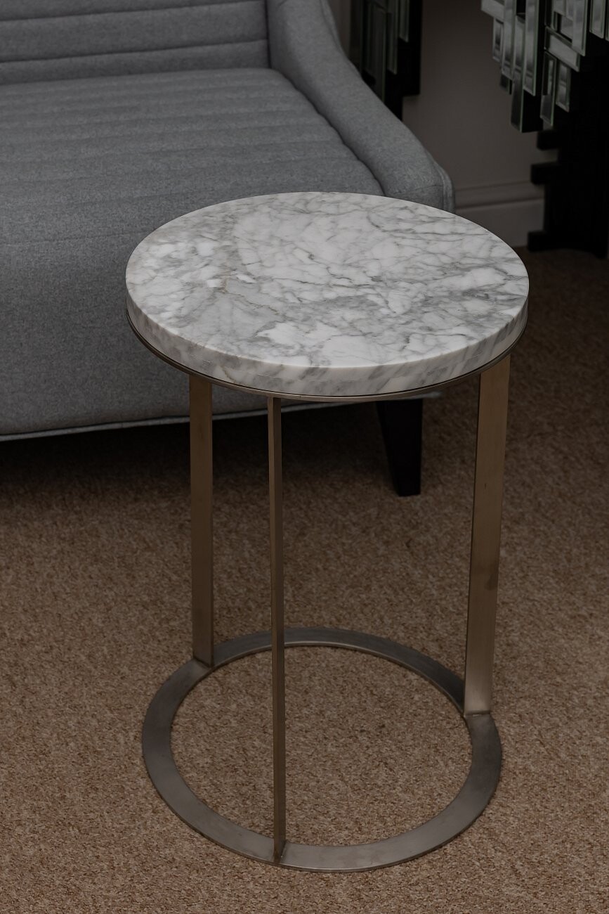 Кофейный столик на металлических ножках "Белый мрамор" - изображение 4