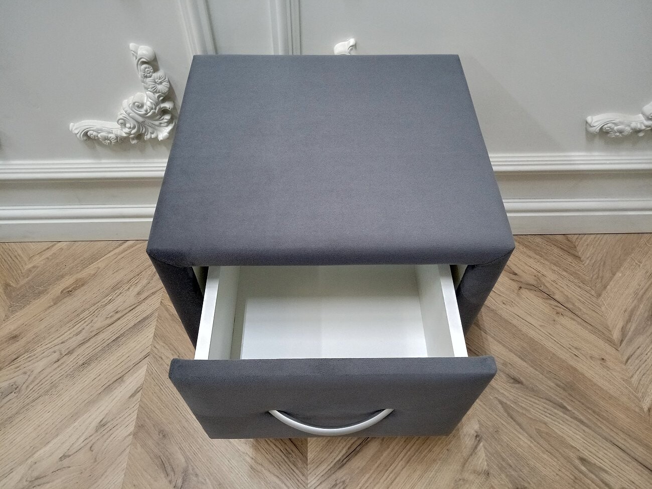 Прикроватная тумбочка с двумя ящиками черная Эстетика Enigma - изображение 7