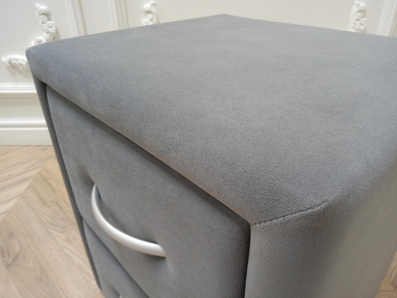 Прикроватная тумбочка с двумя ящиками темно-серая Эстетика Enigma - изображение 9