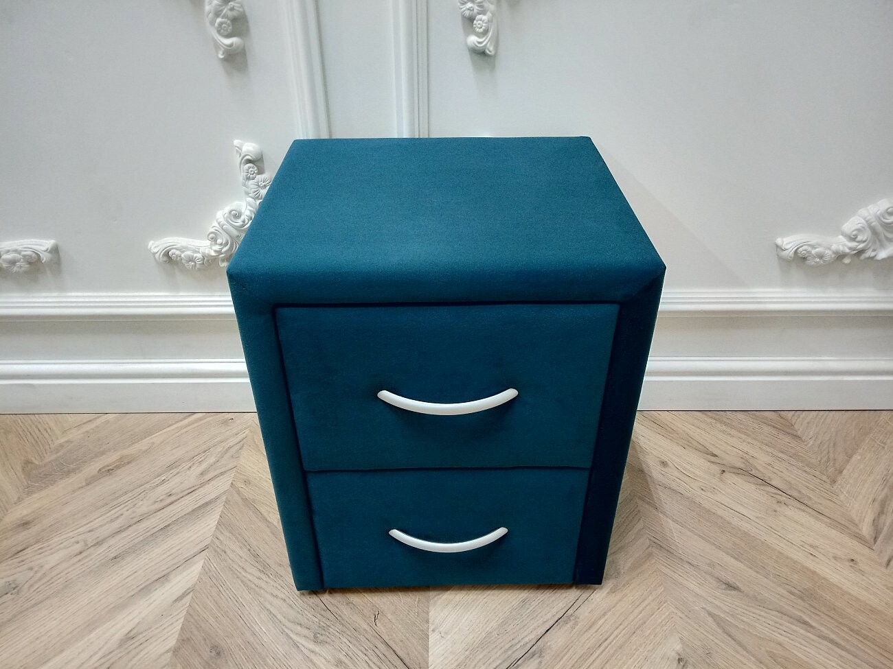 Прикроватная тумбочка с двумя ящиками бирюзовая Эстетика Velutto - изображение 2