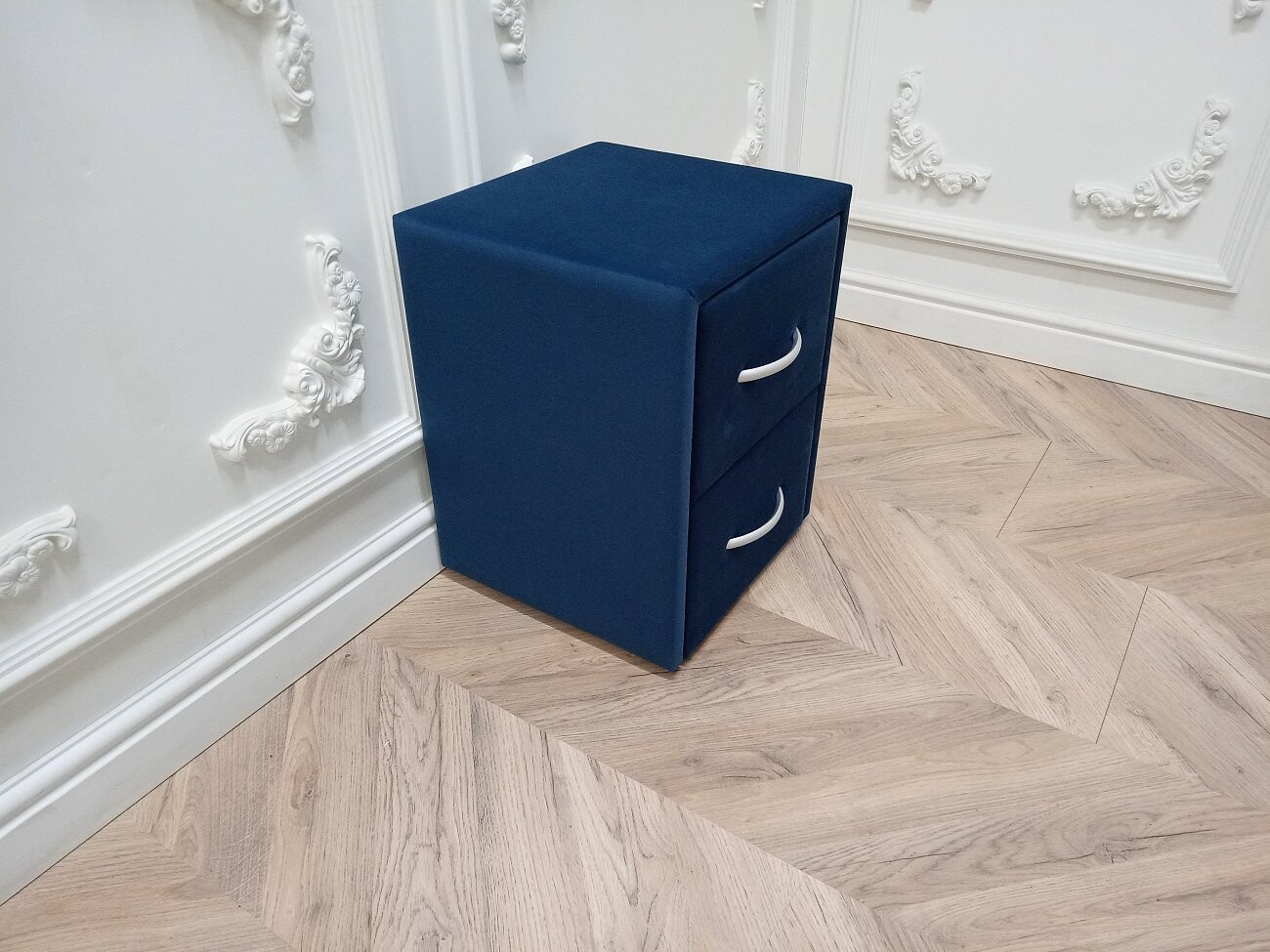 Прикроватная тумбочка с двумя ящиками темно-синяя Эстетика Enigma - изображение 2