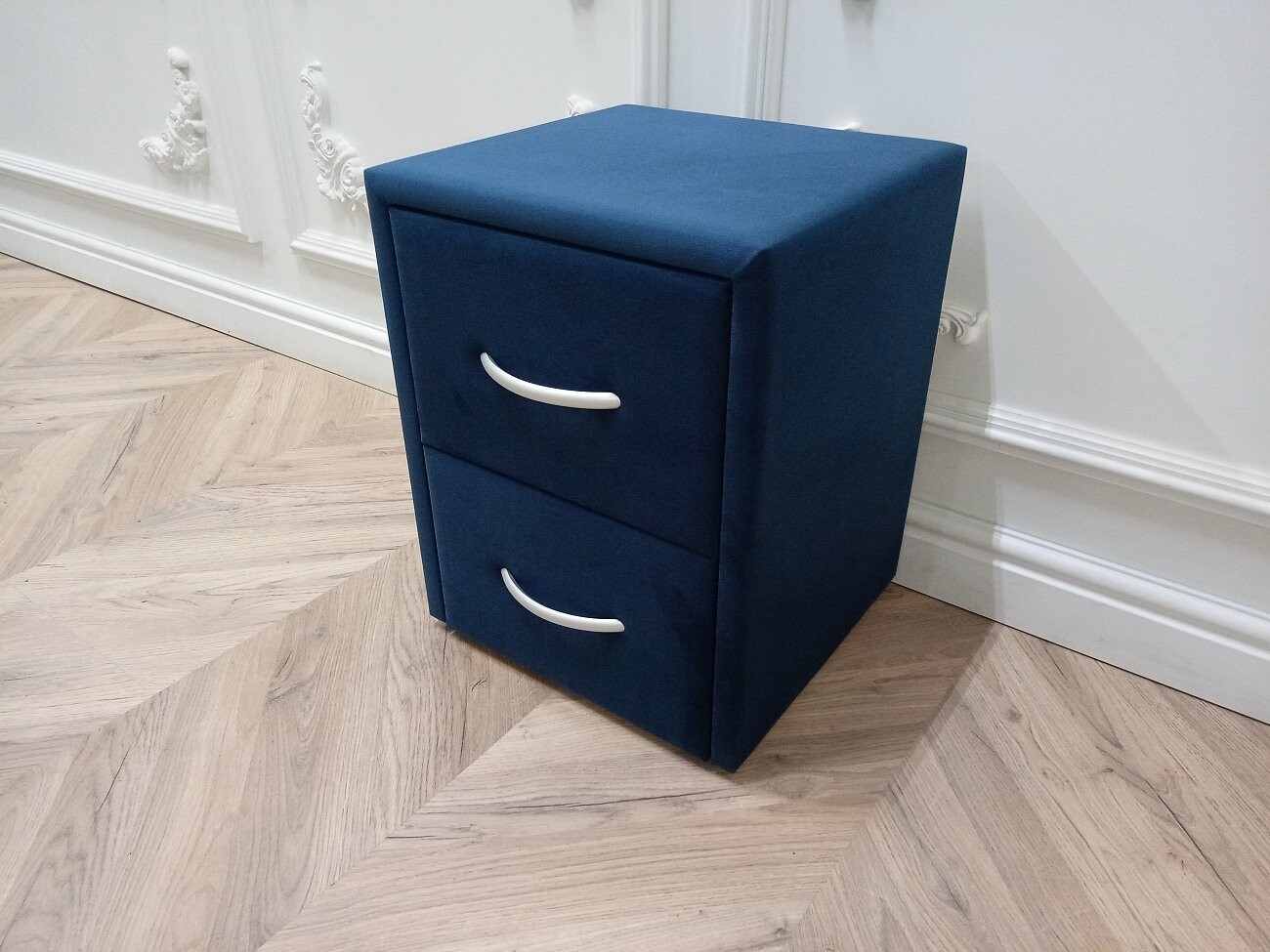 Прикроватная тумбочка с двумя ящиками темно-синяя Эстетика Enigma - изображение 4