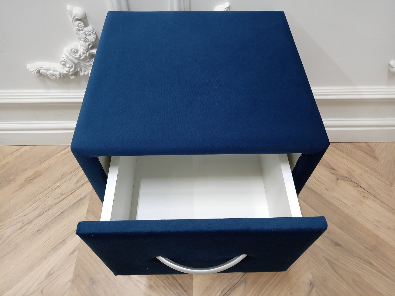 Прикроватная тумбочка с двумя ящиками темно-синяя Эстетика Enigma - изображение 7