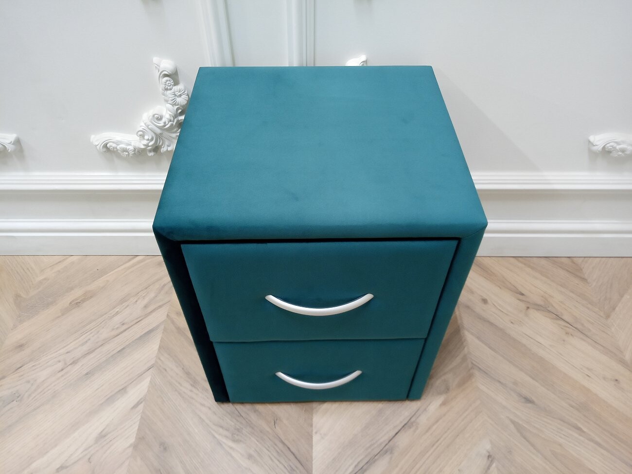 Прикроватная тумбочка с двумя ящиками изумрудная Эстетика Romantic - изображение 8