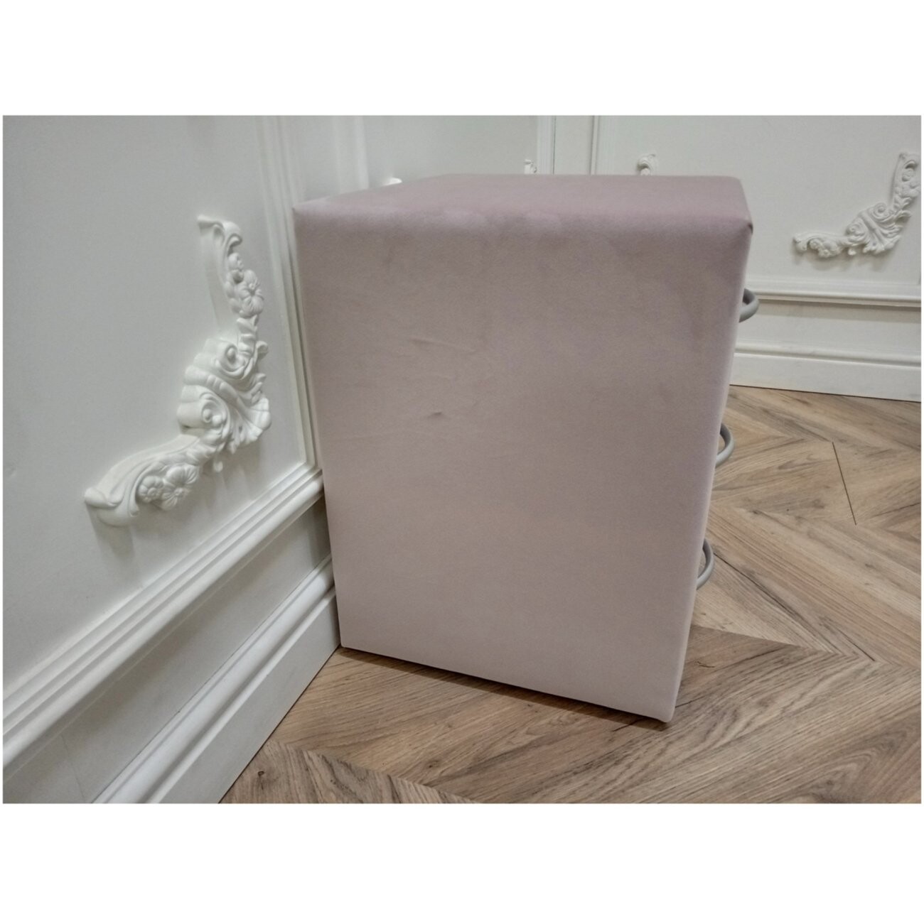 Прикроватная тумбочка с тремя ящиками розовая Эстетика Manhattan - изображение 5