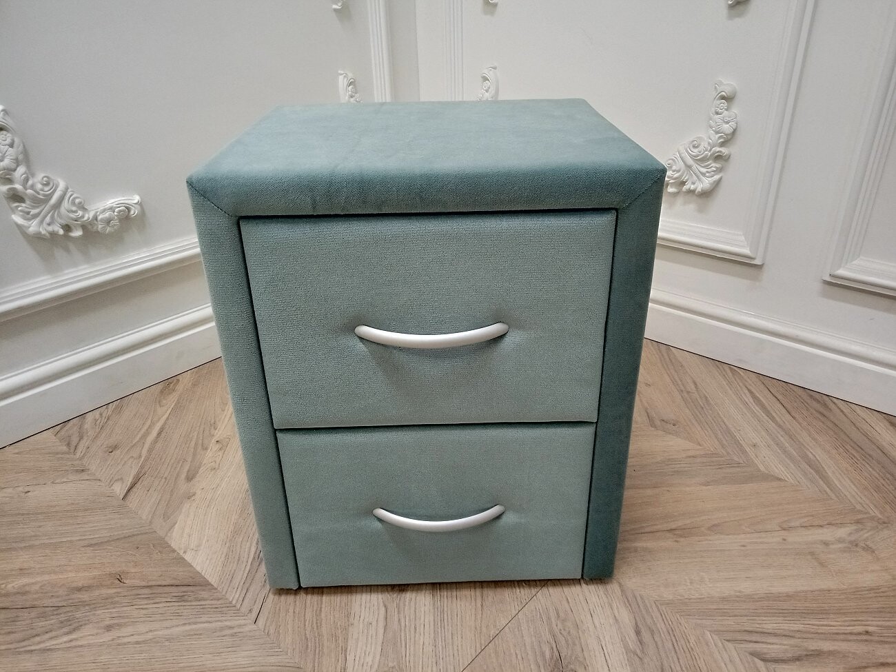 Прикроватная тумбочка с двумя ящиками голубая Эстетика Valery - изображение 2