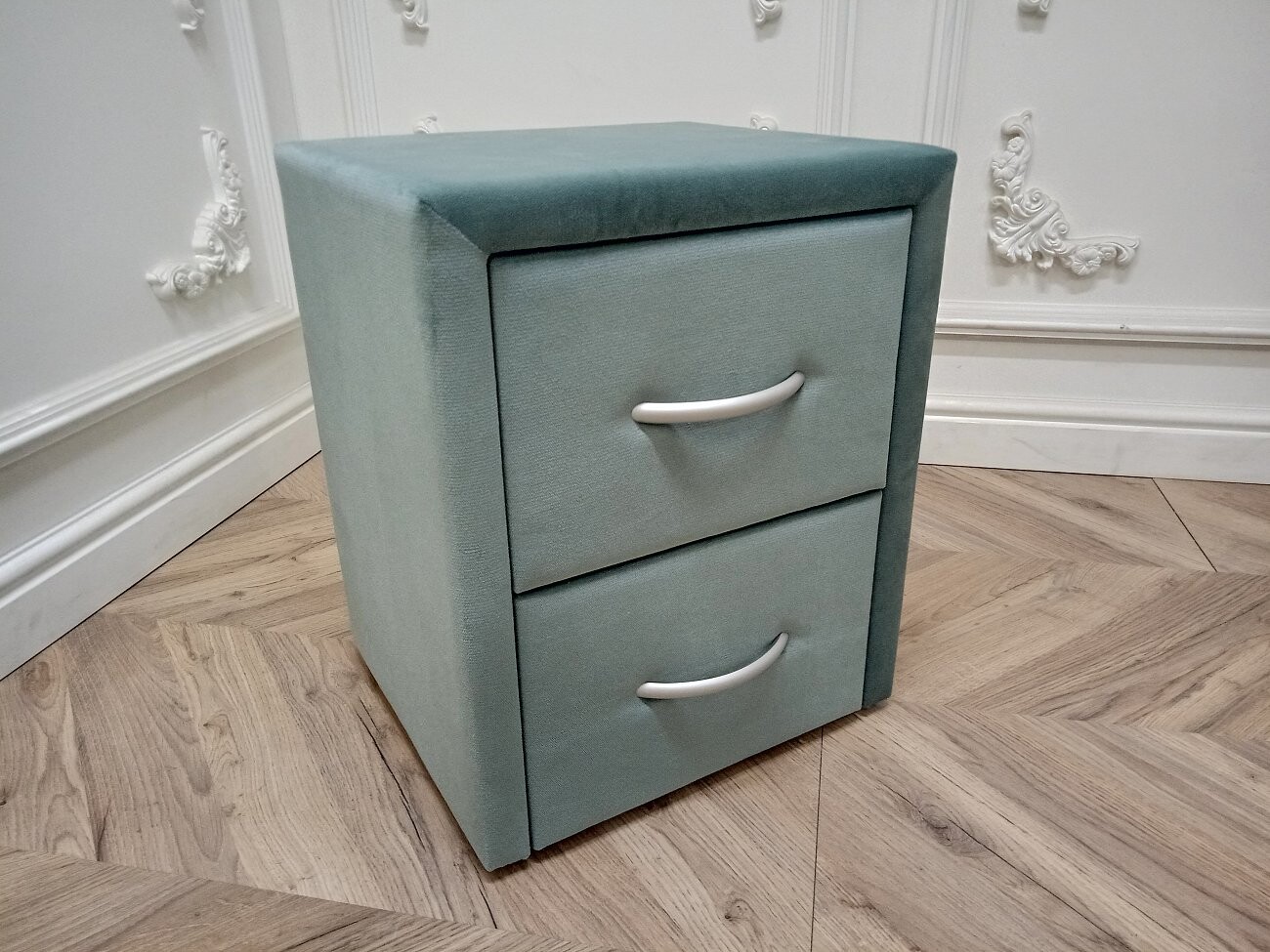 Прикроватная тумбочка с двумя ящиками голубая Эстетика Valery - изображение 3