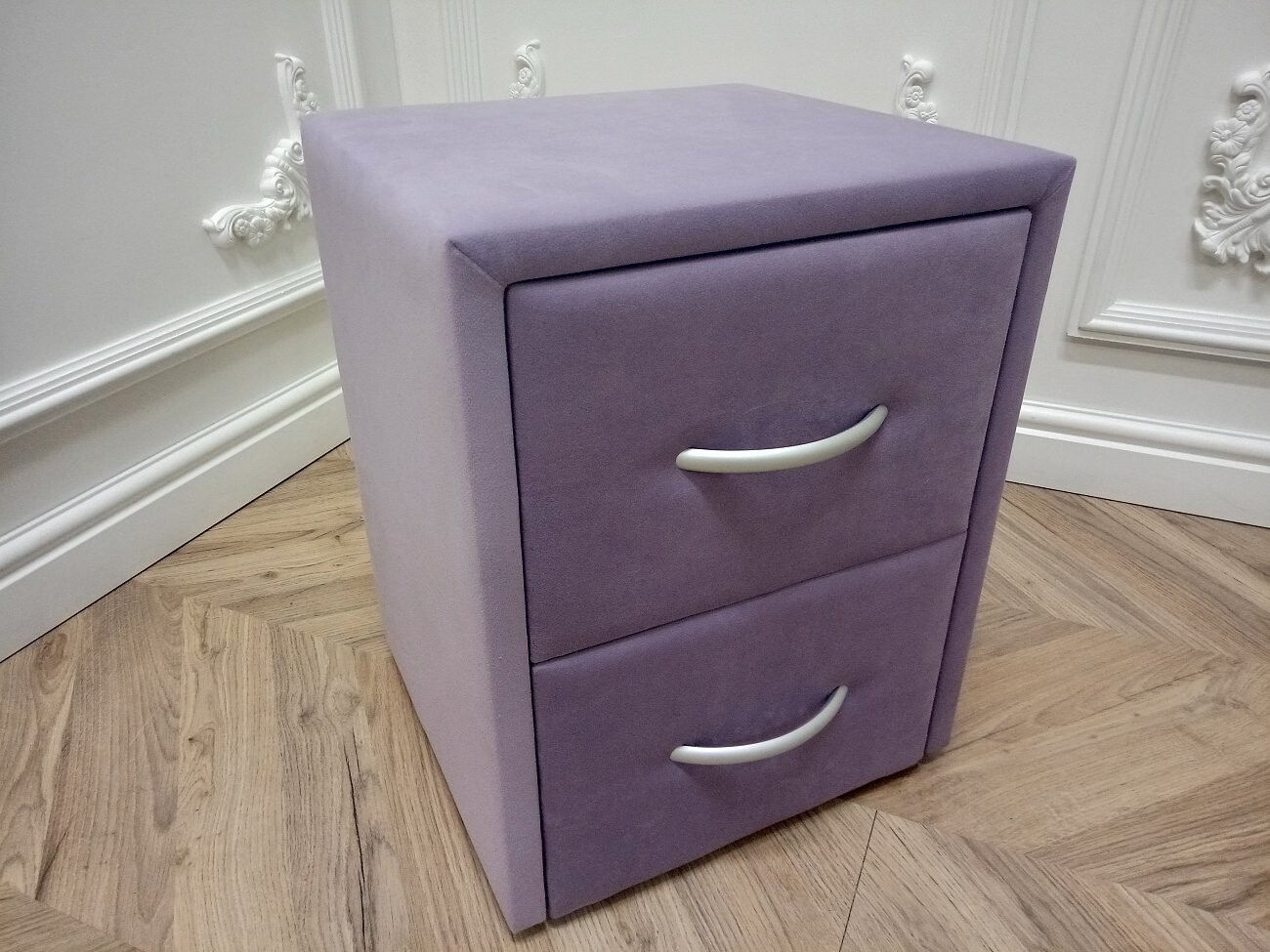 Прикроватная тумбочка с двумя ящиками лиловая Эстетика Enigma - изображение 2