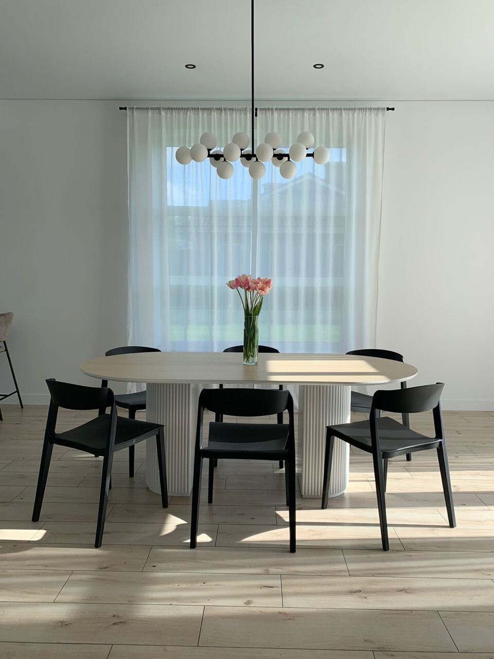 Стол обеденный овальный 160x90 см HPL белый Оливер - изображение 2