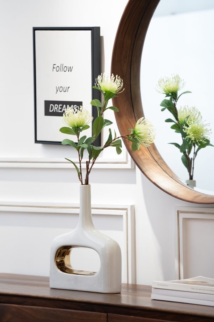 Ваза настольная узкая 34x30х8 см керамическая белая 8856 - изображение 12