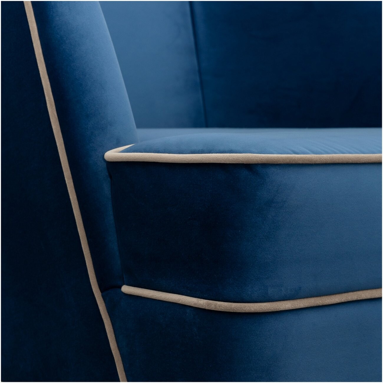 Кресло мягкое на деревянных ножках синее "Окланд" - изображение 2