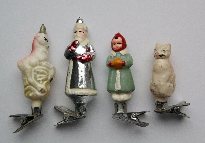 Набор советских елочных игрушек серебряное копытце