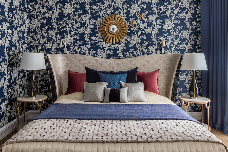 Текстиль в спальне: как красиво заправить кровать?