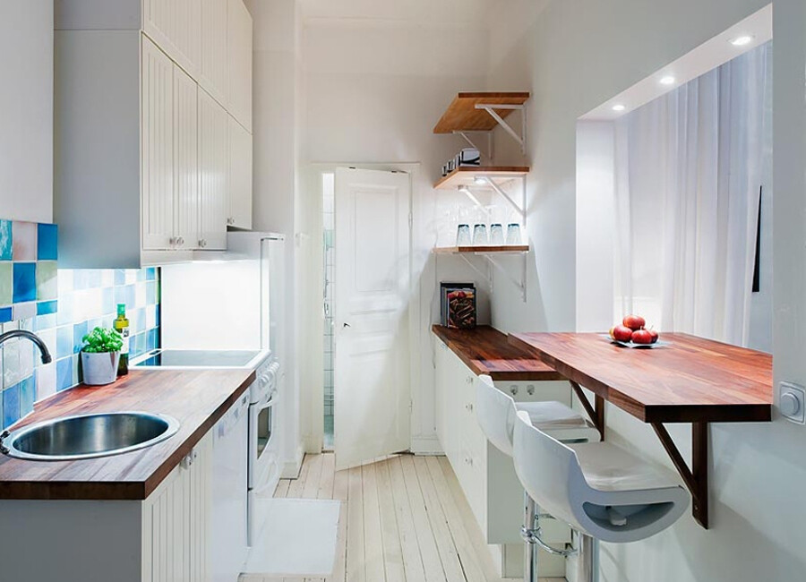 Как оформить подоконник в маленькой кухне: пример дизайна