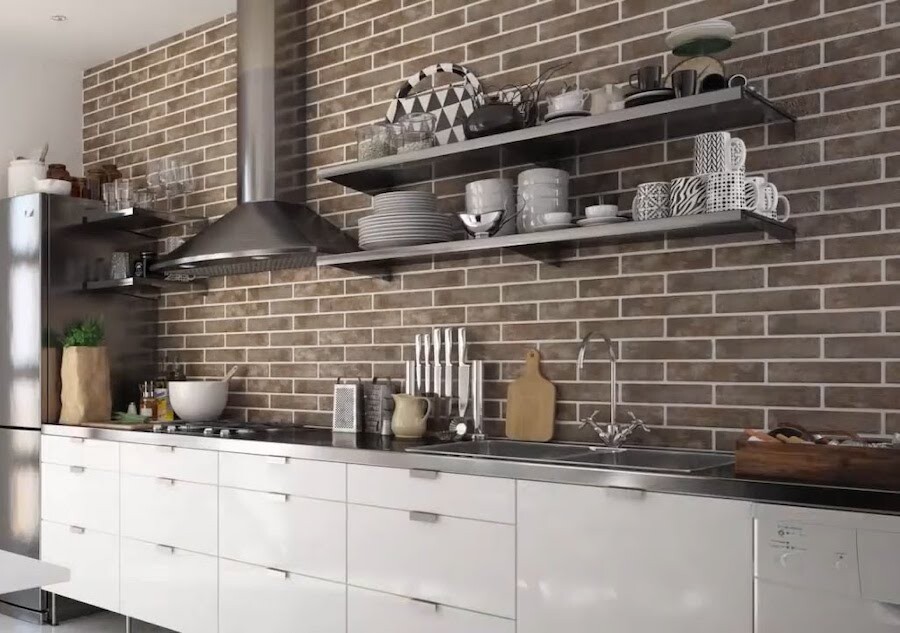 Стена из клинкера в интерьере кухни