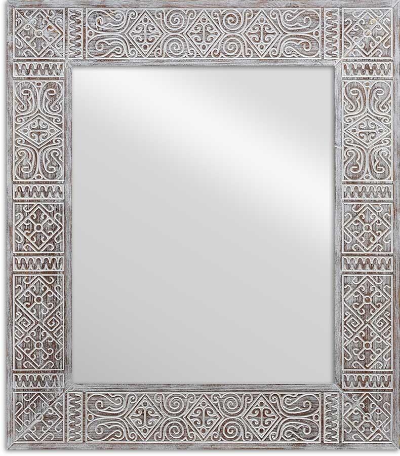 Зеркало в деревянной раме 82х70 см грецкий орех Balian