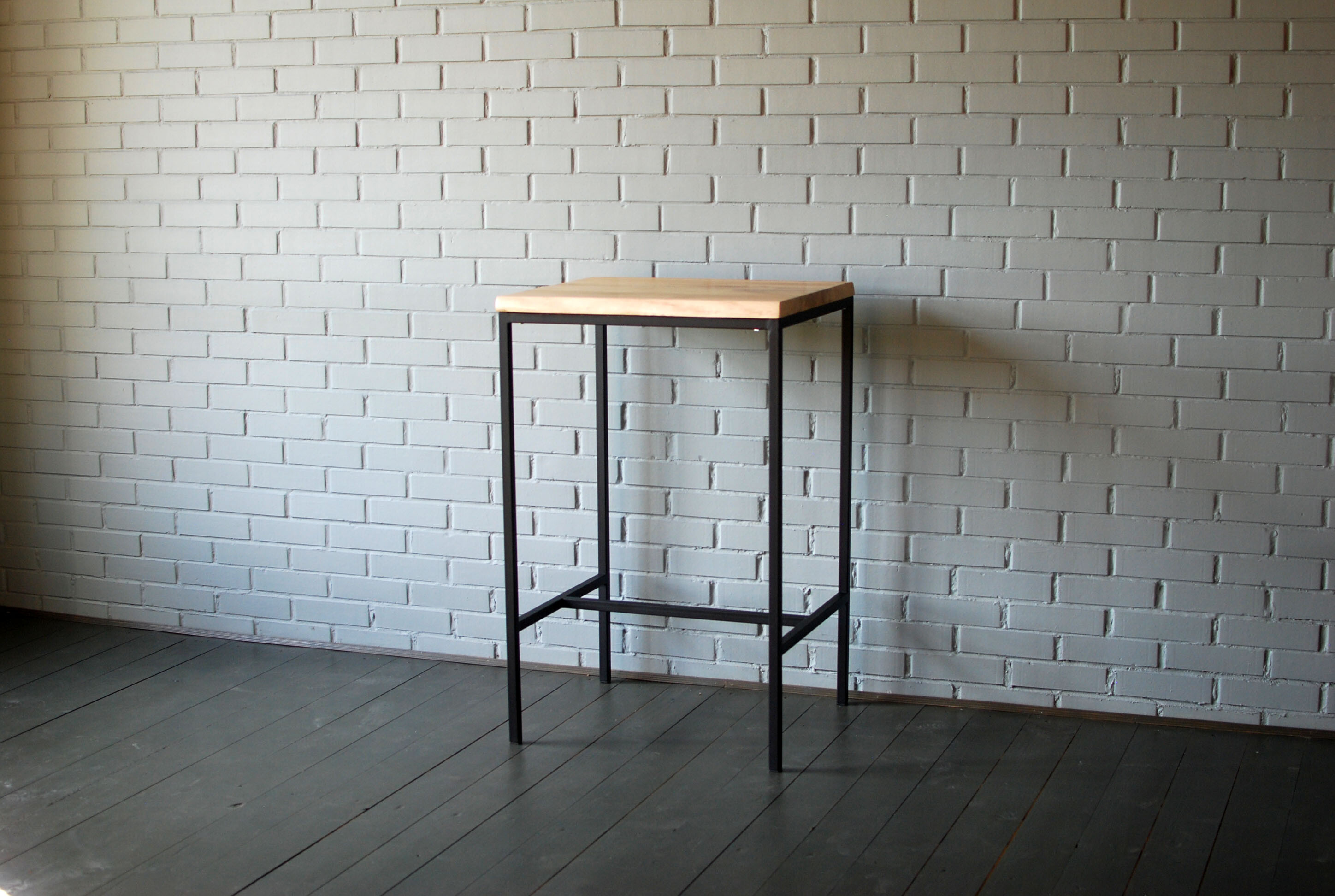 Барный стол с деревянной столешницей коричневый Dub