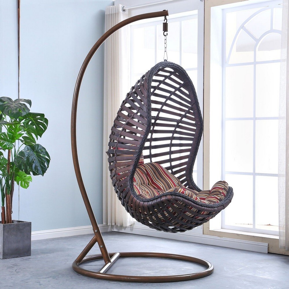 Кресло-кокон подвесное из искусственного ротанга с имитацией под кожу коричневое с подушкой в полоск