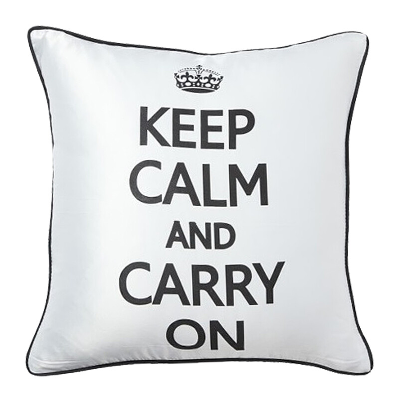 Подушка с надписью Keep Calm and Carry On