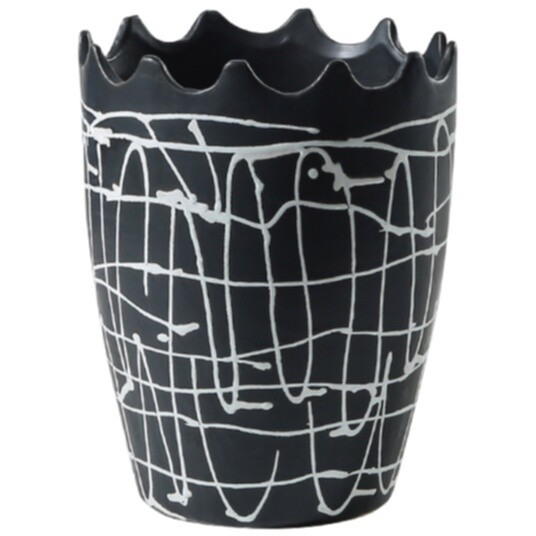 Ваза керамическая черная Line vase
