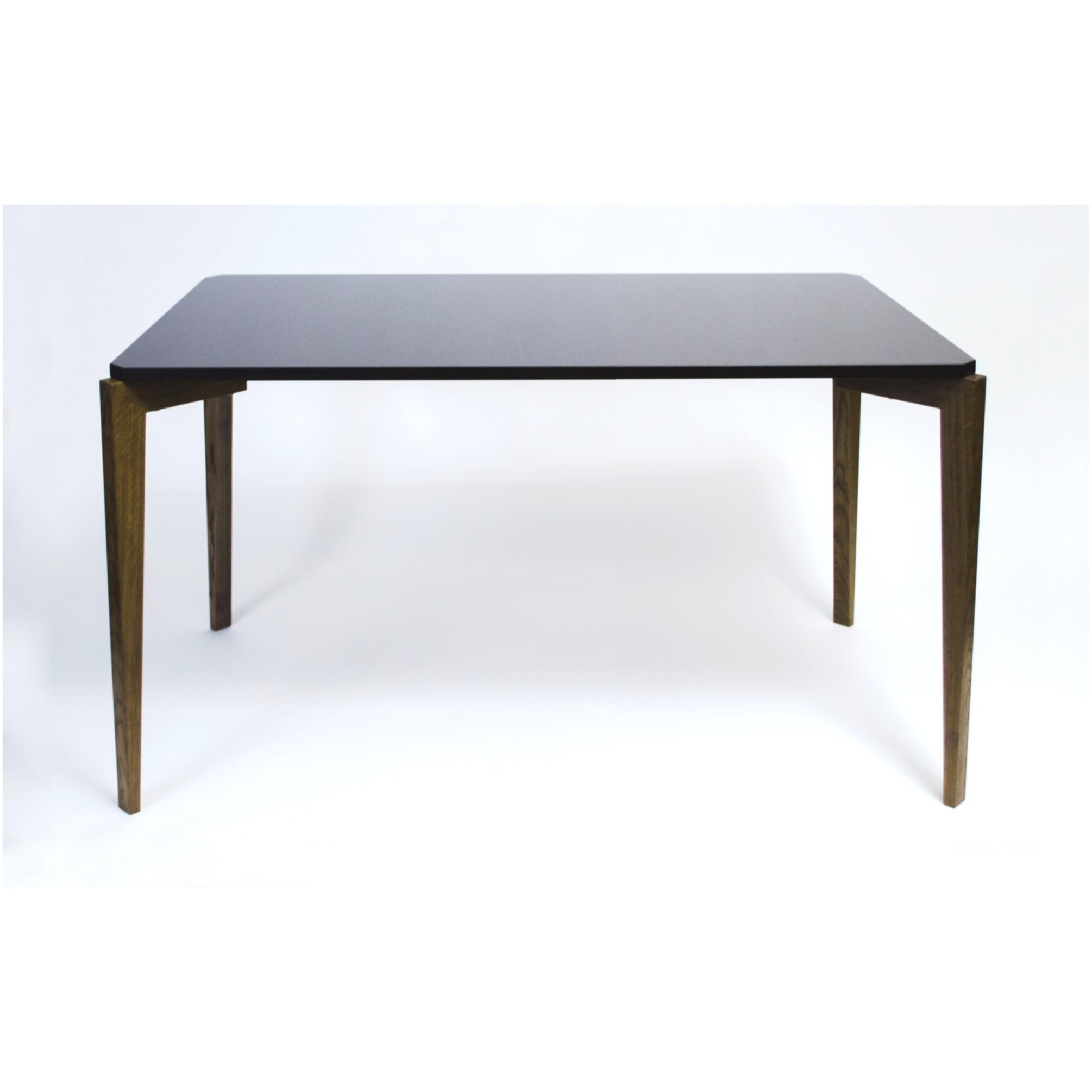 Обеденный стол черный прямоугольный с ножками темный дуб 124 см Rectangle Compact